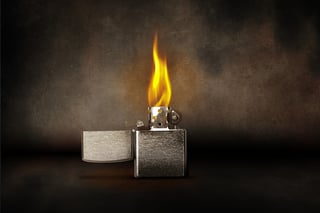 lighter-1218248_1920.jpg